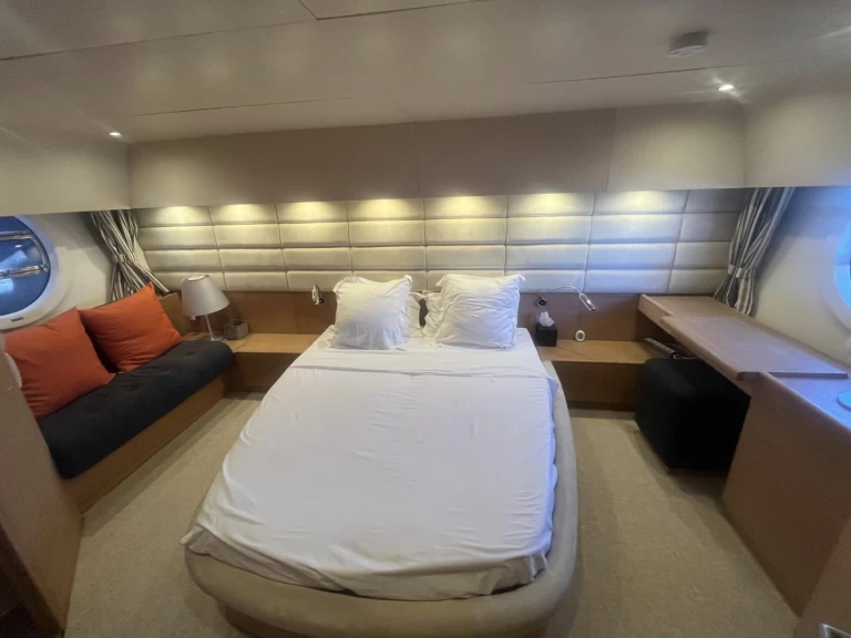 Wynajem Luksusowy jacht w Saint-Tropez - Aicon 72 SL