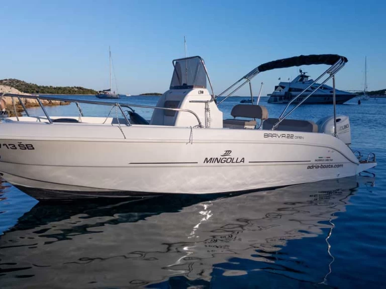 Wynajem łodzi Mingolla Brava 22 Open w Sibenik na SamBoat 
