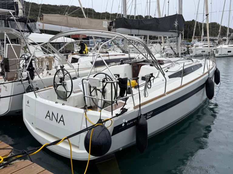 Wynajem łodzi Jeanneau Sun Odyssey 349 w Pula na SamBoat 