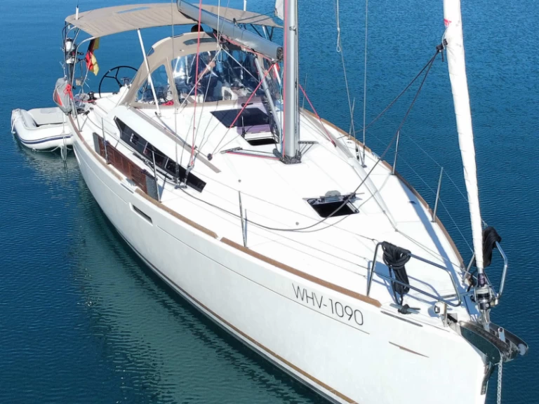 Wynajem w Pula- Jeanneau Sun Odyssey 389 na SamBoat