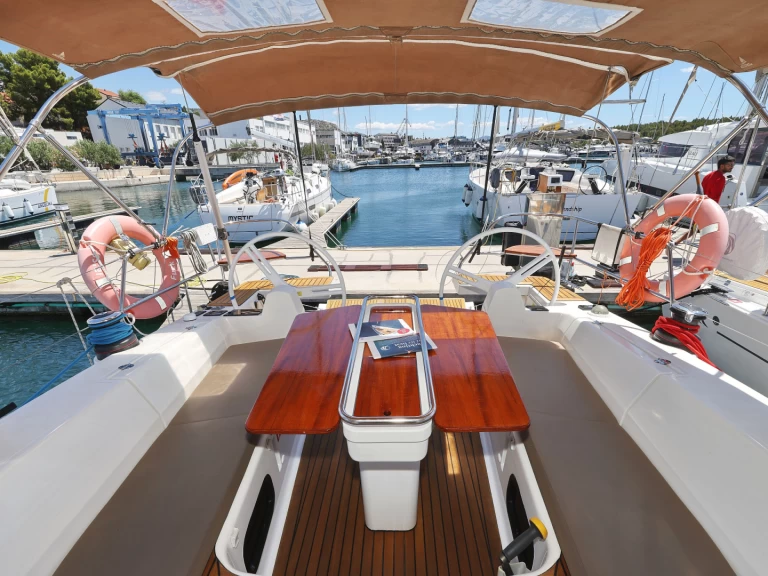 Wynajem w Sibenik- Elan Impression 45 na SamBoat