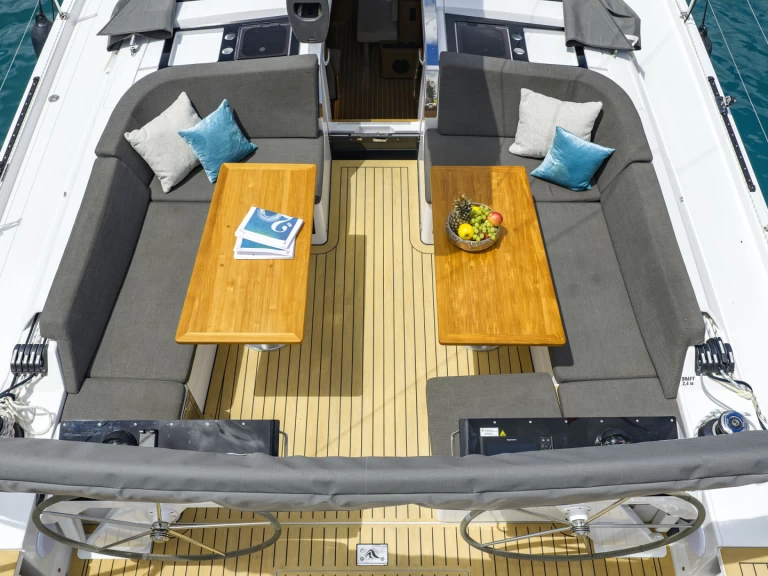 Wynajem Żaglowiec Hanse z patentem 