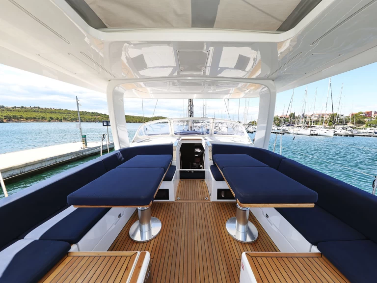 Wynajem łodzi Sibenik tanio Hanse 510