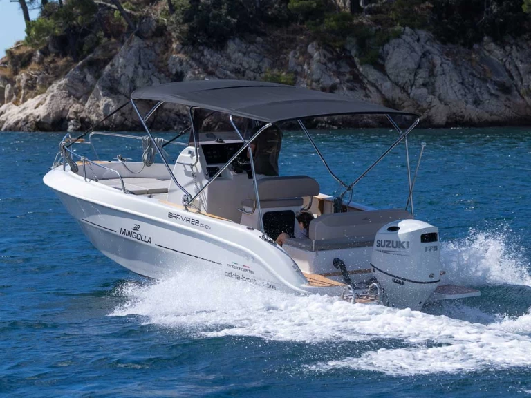 Wynajmij Motorówka z lub bez skippera Mingolla w Sibenik