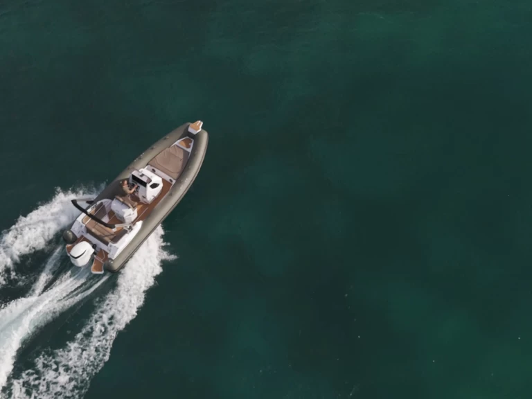 Italboats Predator 700 T między profesjonalistami a osobami prywatnymi w Sibenik