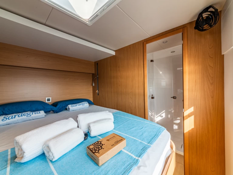 Wynajmij Katamaran z lub bez skippera Bali w Eden Island