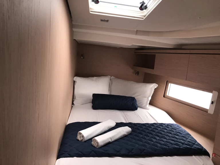 Wynajem łodzi Castiglioncello tanio Oceanis 51.1