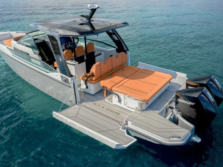 Wynajem Motorówka w Cannes - Saxdor Saxdor 320 GTO