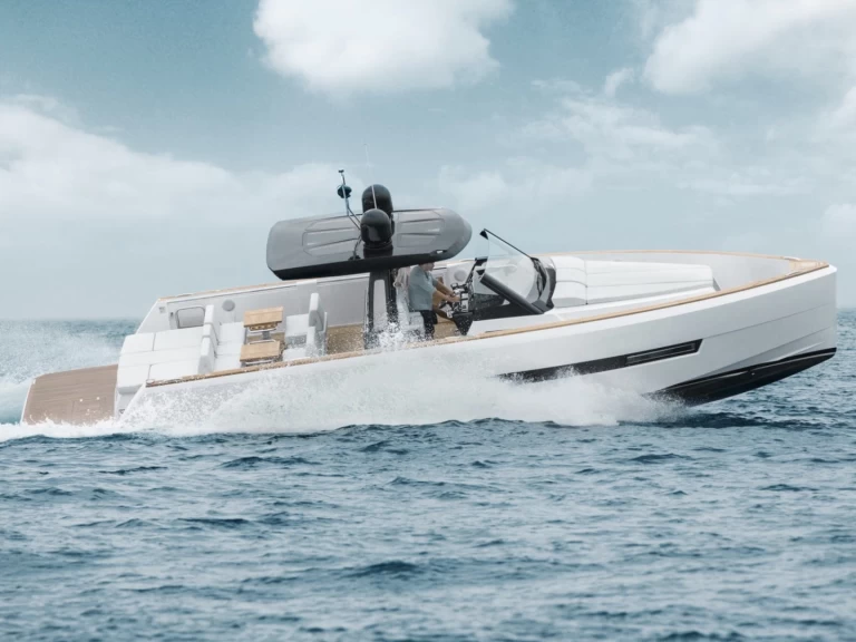 Wynajmij Motorówka z lub bez skippera Fjord w Port de Saint Tropez