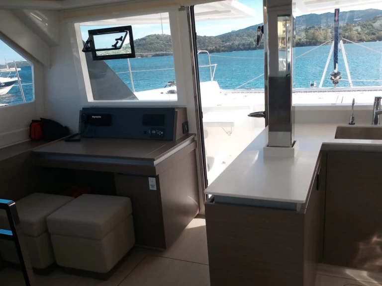 Wynajem w Cannigione- Leopard Catamarans / Robertson & Caine Leopard 50 - 5 + 1 cab na SamBoat
