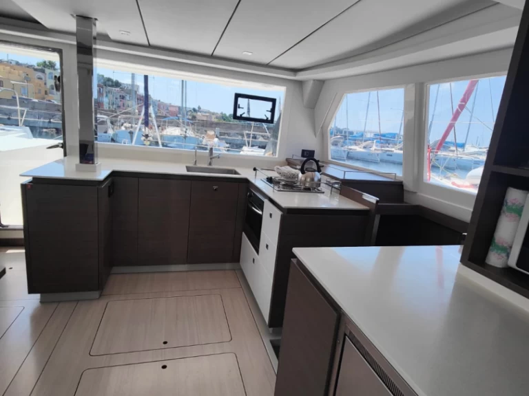 Wynajmij Leopard Catamarans / Robertson & Caine Leopard 42 - 4 cab. w Procida