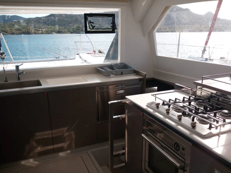 Wynajem łodzi Cannigione tanio Leopard 50 - 5 + 1 cab