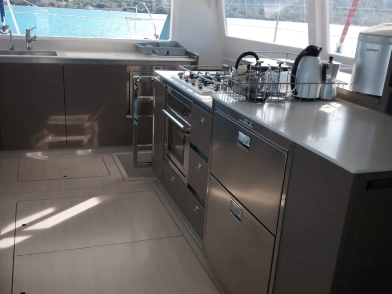 Wynajem Katamaran w Cannigione - Leopard Catamarans / Robertson & Caine Leopard 50 - 5 + 1 cab