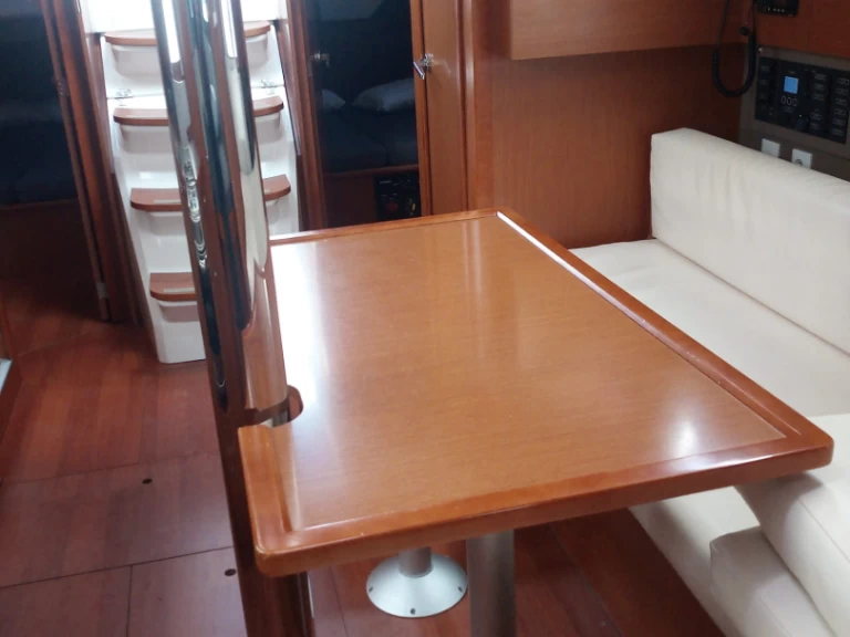 Wynajmij Żaglowiec z lub bez skippera Bénéteau w Cannigione