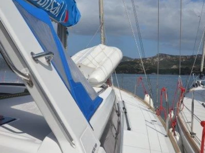 Wynajmij Bénéteau Oceanis 48 w Cannigione