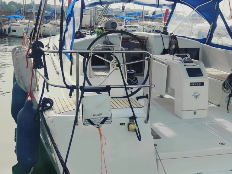 Wynajem w Procida- Jeanneau Sun Odyssey 440 na SamBoat