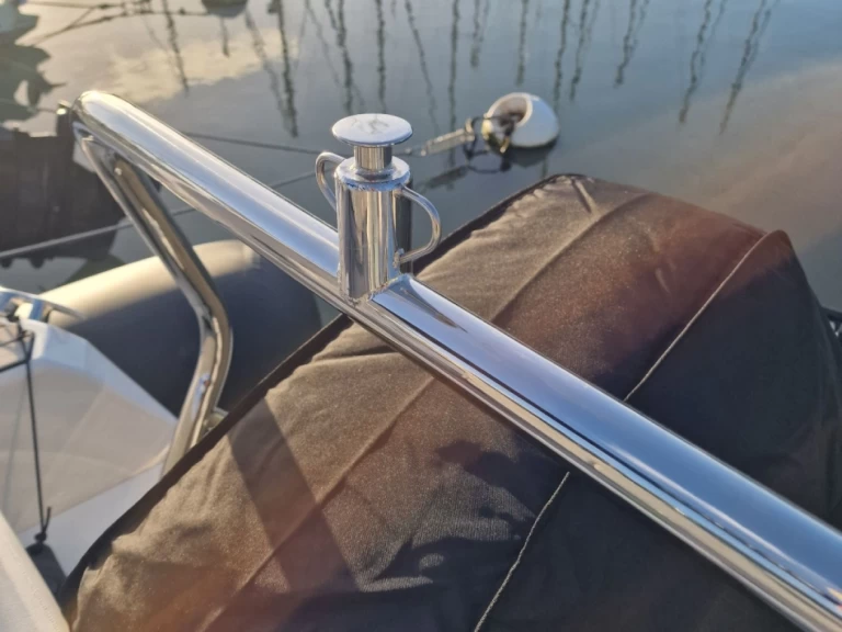 Wynajmij Motorówka z lub bez skippera Zodiac w Gourbeyre