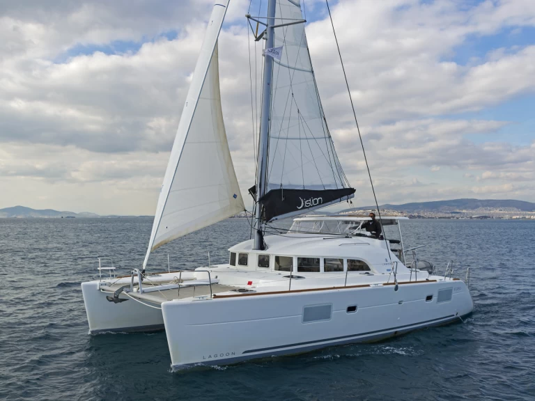 Wynajmij Lagoon Lagoon 38 w Hyeres