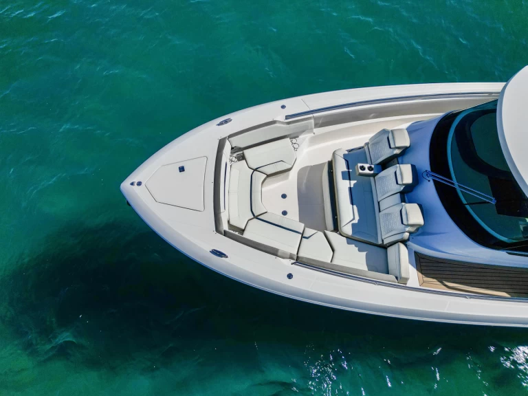 Wynajem Luksusowy jacht w West Palm Beach - Tiara 43LS