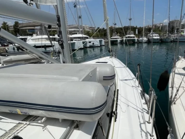 Wynajem Żaglowiec Bavaria z patentem 