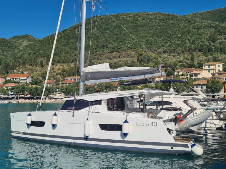 Wynajem Katamaran w Lefkáda - Fountaine Pajot Lucia 40
