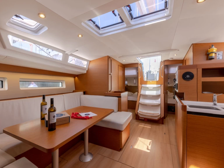 Wynajem łodzi Jeanneau Sun Odyssey 490 w Piso Livadi na SamBoat 