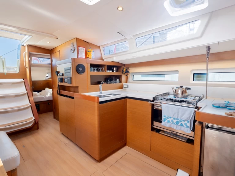 Wynajem w Rhodes (City)- Jeanneau Sun Odyssey 490 na SamBoat