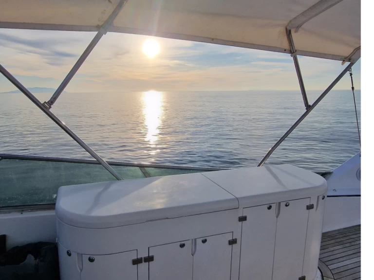 Wynajmij Luksusowy jacht z lub bez skippera Maiora w San Vincenzo