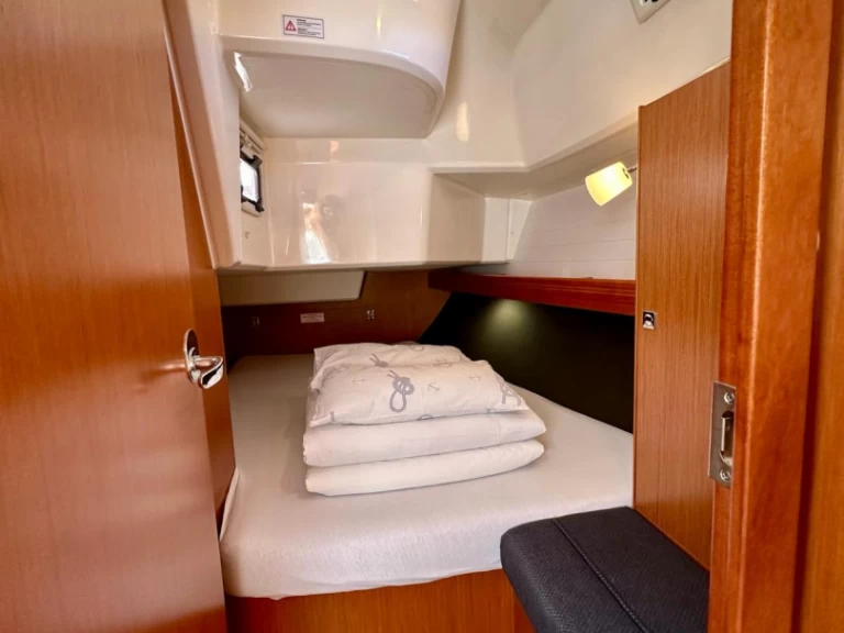 Wynajem Żaglowiec w Sukosan - Bavaria Cruiser 37