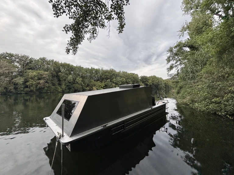 ARYNBOAT 530E między profesjonalistami a osobami prywatnymi w Caix