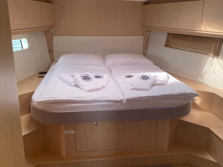 Luksusowy jacht do wynajmu w Trget w najlepszej cenie