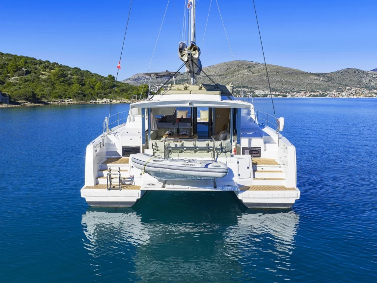 Bali Bali 4.4 między profesjonalistami a osobami prywatnymi w Donji Seget