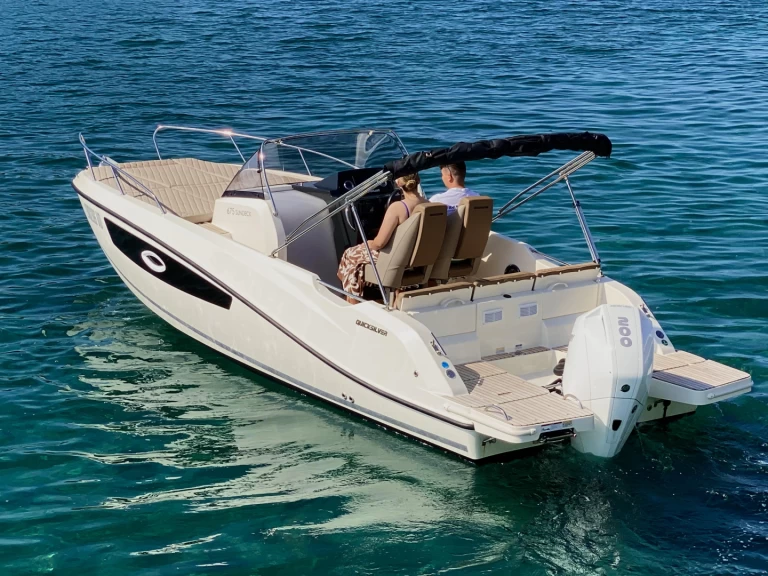 Wynajem łodzi Tribunj tanio Activ 675 Sundeck