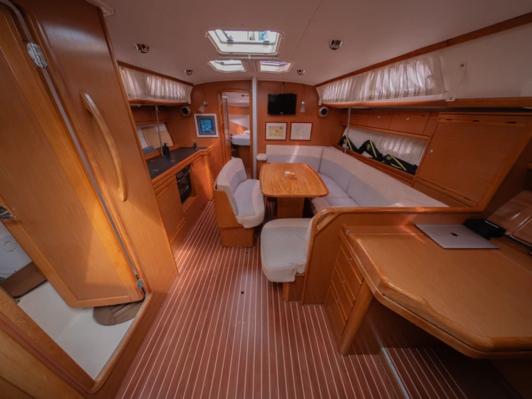 Wynajem Żaglowiec w Barcelona - Bavaria C 40