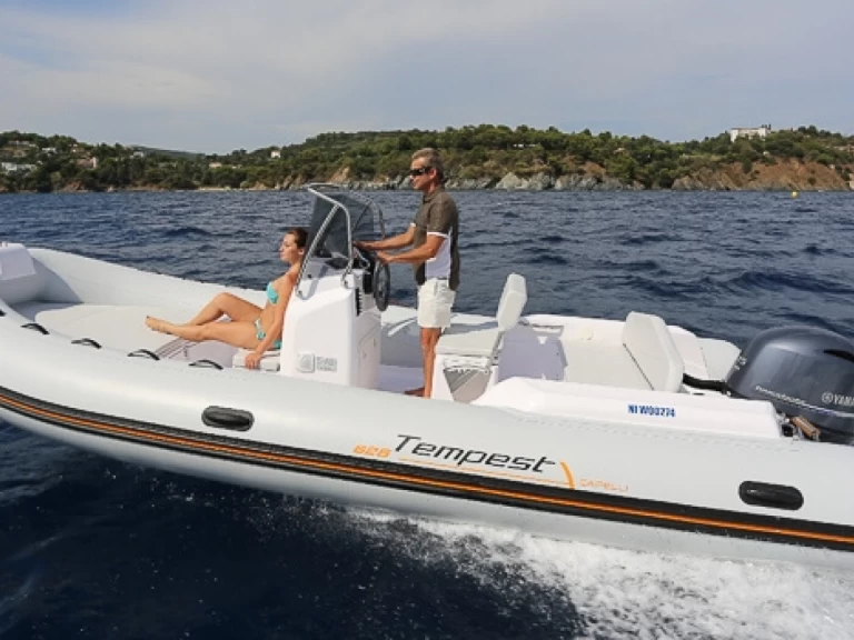 Wynajem łodzi Capelli Tempest 625 Easy w La Trinité-sur-Mer na SamBoat 