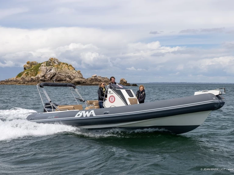 Wynajem Łódż półsztywna w La Trinité-sur-Mer - Bwa Sport 26 GTO