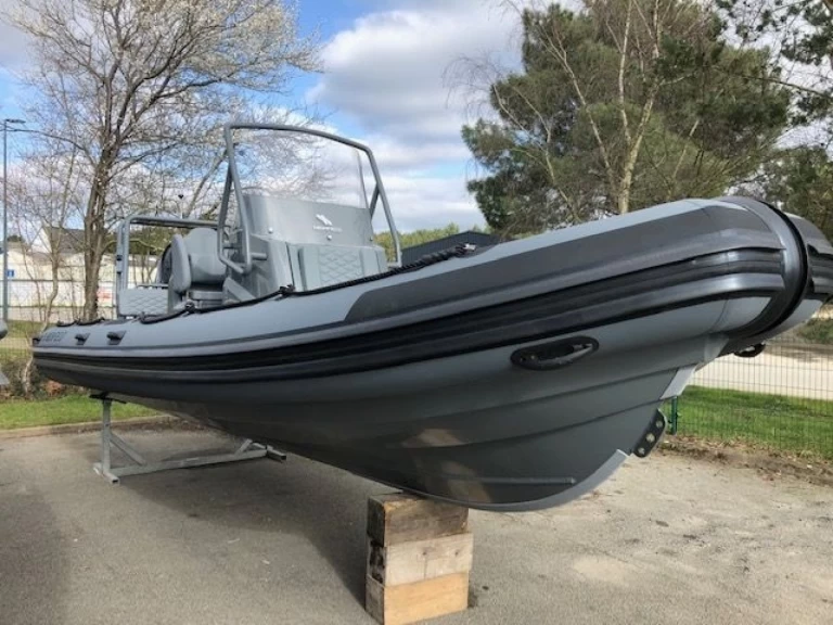 Wynajem Łódż półsztywna w Port-Haliguen - Highfield Patrol 660