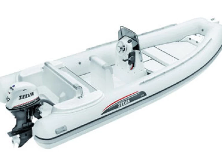 Wynajmij Selva Sport D.570 w Antibes