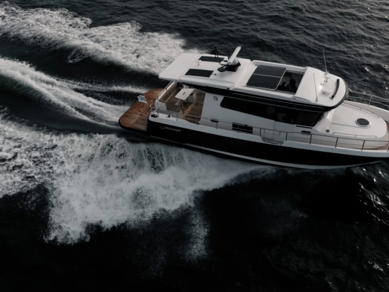 Motorówka do wynajmu w La Trinité-sur-Mer w najlepszej cenie