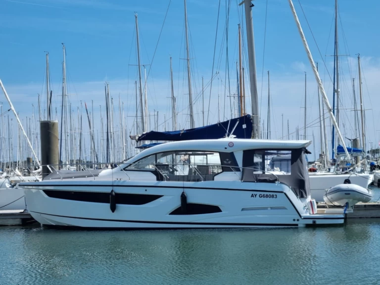 Wynajmij Sealine Sealine C390 w La Trinité-sur-Mer