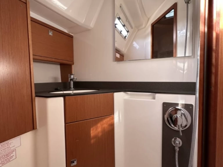 Wynajmij Bavaria Cruiser 46 w Lefkáda