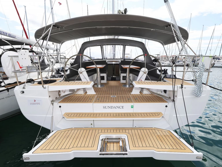 Wynajem Żaglowiec Hanse z patentem 