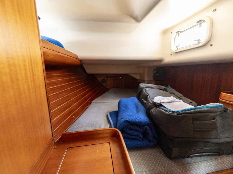 Wynajem Żaglowiec Elan z patentem 