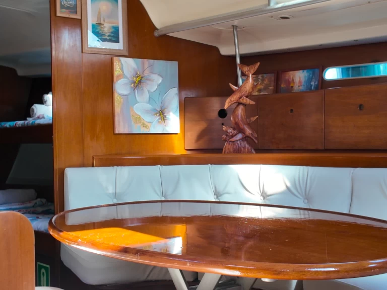 Wynajmij Żaglowiec z lub bez skippera Bénéteau w Rhodes (City)