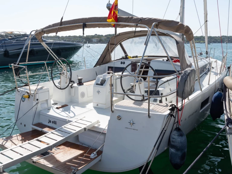 Wynajem Żaglowiec w Palma de Mallorca - Jeanneau Sun Odyssey 440