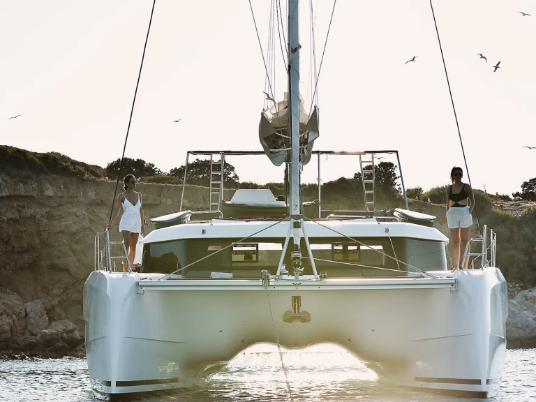 Wynajmij Dufour Dufour Catamarans 48 Sail w Salerno