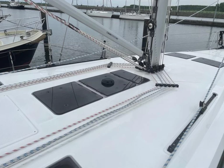 Wynajem łodzi Lefkáda tanio Cruiser 46