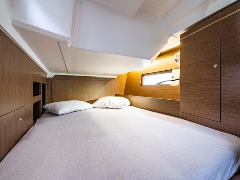 Wynajem łodzi Lavrio tanio Oceanis 46.1