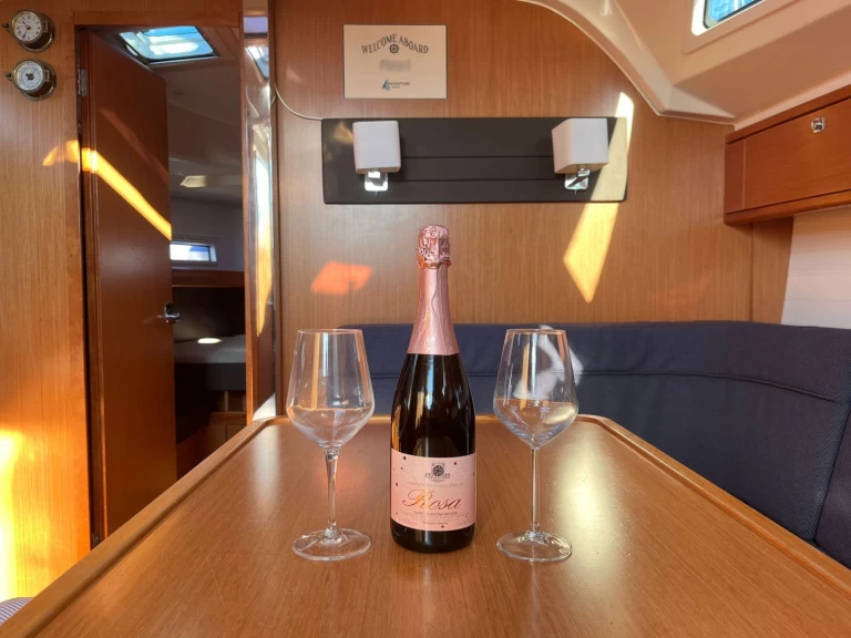 Wynajem łodzi Bavaria Cruiser 41 w Sukosan na SamBoat 