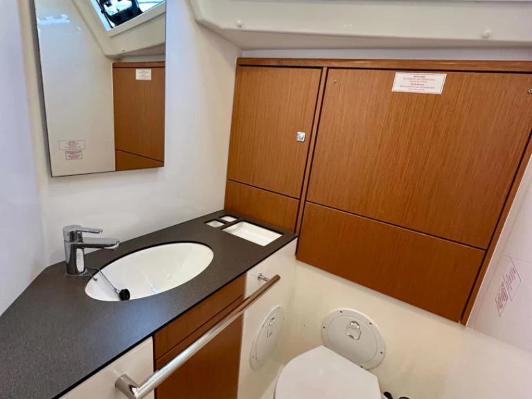 Wynajmij Żaglowiec z lub bez skippera Bavaria w Sukosan